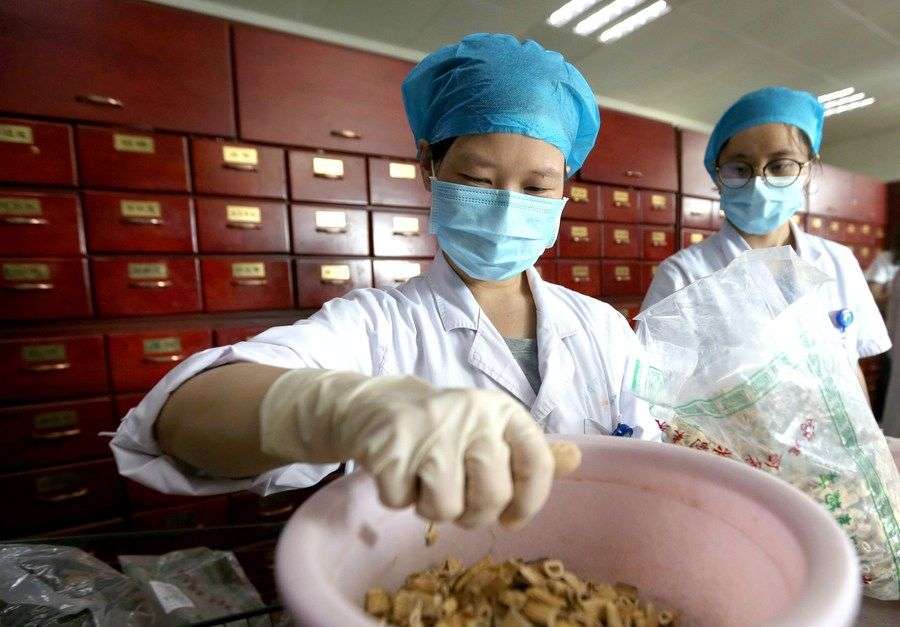 Traditional Chinese Medicine decoction helps control COVID-19 ...