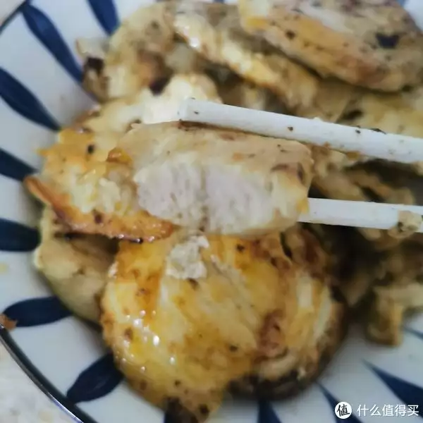 鸡胸肉怎么做好吃（鸡胸肉怎么做好吃视频减脂餐） 第2张