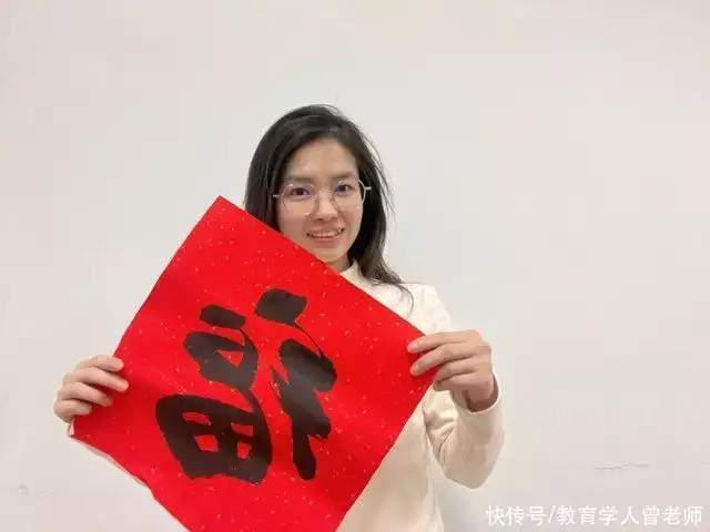 不看后悔（安徽博士村央視）女博士黃山，安徽農(nóng)村美女博士火了，22歲當(dāng)上南大“副教授”，這才是我們的星笑果文化背后的股東，成人自考本科官網(wǎng)，