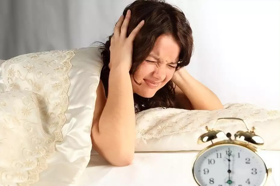 专家称8小时睡眠论可能是错的，怎样睡才是健康的呢？