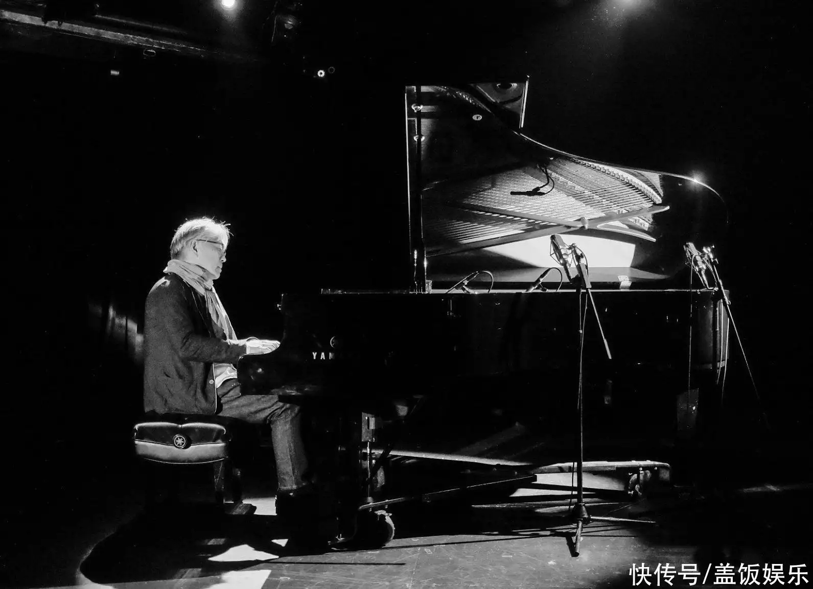 一路走好！71岁音乐大师坂本龙一去世，被咽喉癌直肠癌折磨超20年