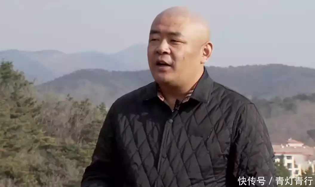 2017年，男子将角蕨石头扔进大海，如今每年坐享上千万“吃播四巨头”现状：2年没俩，尼德直播难忍、胖猴仔为活命减肥