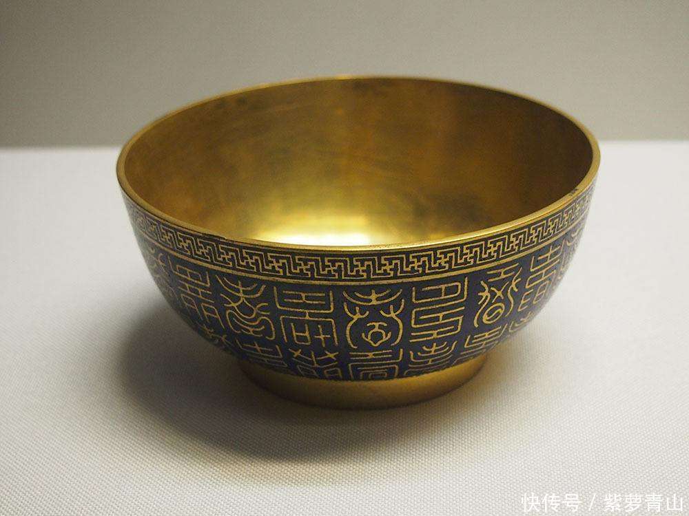 中国传统装饰纹样——谈谈我国鱼形纹饰的发展_【快资讯】