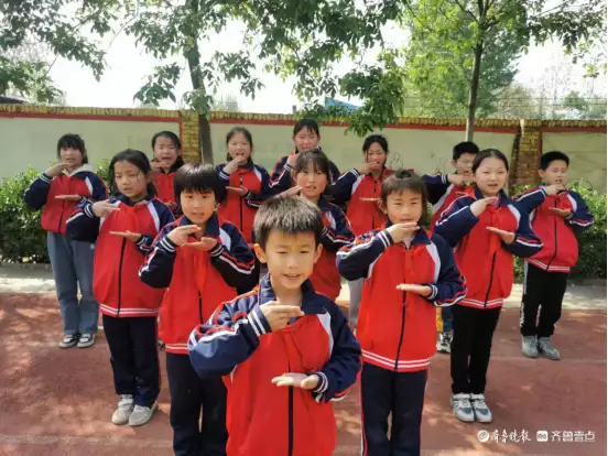 东昌府区张炉集镇五宋小学开展“五一”劳动节主题系列活动