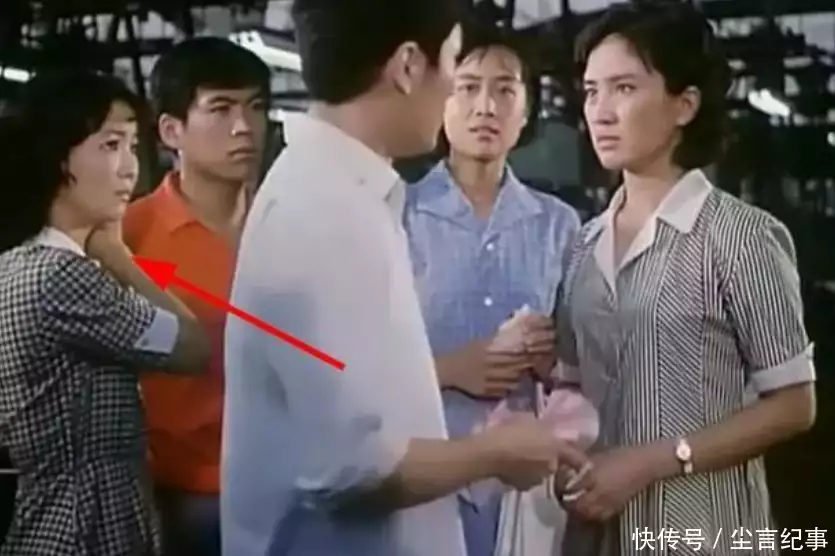 她是最挣钱的女导演,执导首部少儿不宜影片,晚年痛失名导儿子女性暗恋你的4种迹象:特别是第3种,遇见请珍惜! 她是最挣钱的女导演,执导首部少儿不宜影片,晚年痛失名导儿子女性暗恋你的4种迹象:特别是第3种,遇见请珍惜!