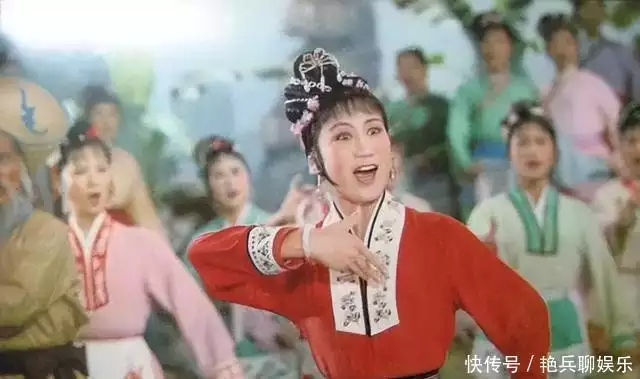 两个“刘三姐”，演红一部电影连续三次出道失败，女团梦被止步，不料却因官宣恋情和结婚火了