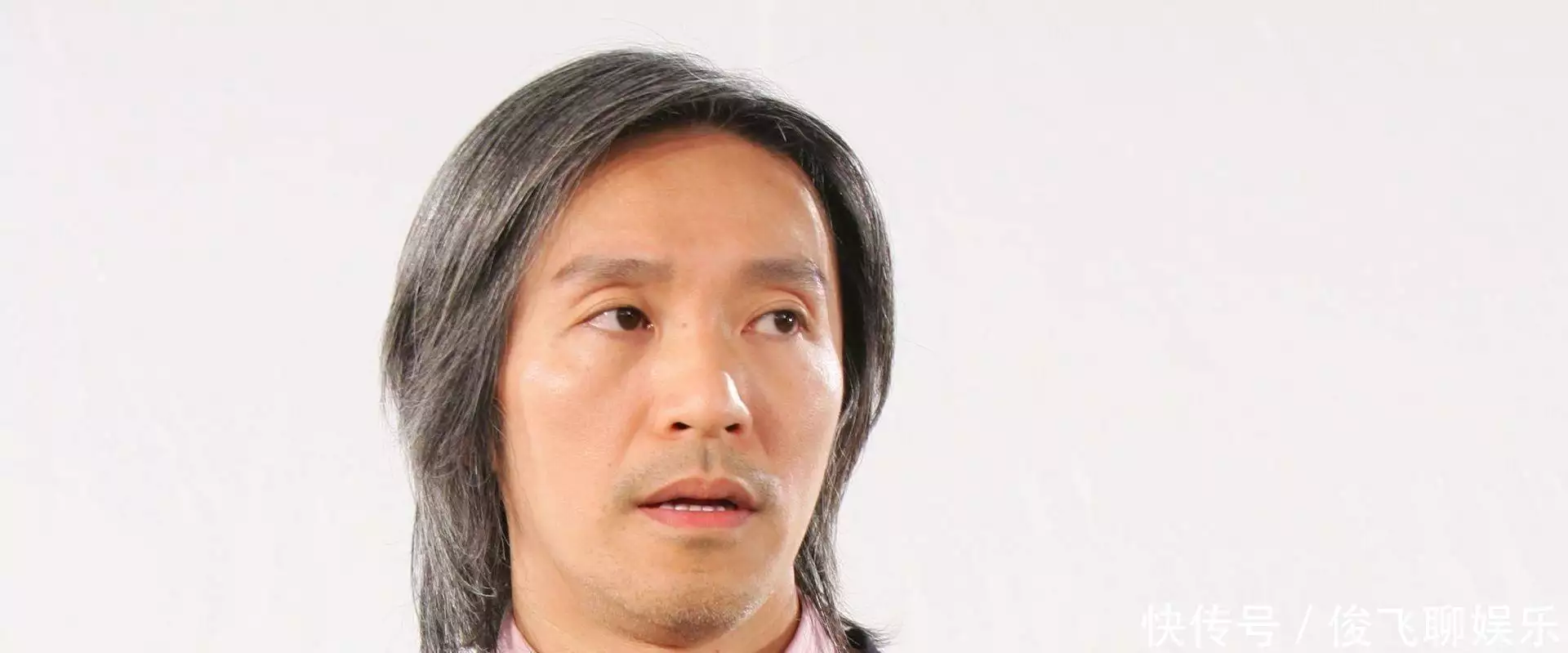 从电影导演沦落到综艺咖,周星驰究竟经历了什么?被对赌协议坑了见不得你好的人,会打听有关于你的四件事,别不当回事 从电影导演沦落到综艺咖,周星驰究竟经历了什么?被对赌协议坑了见不得你好的人,会打听有关于你的四件事,别不当回事