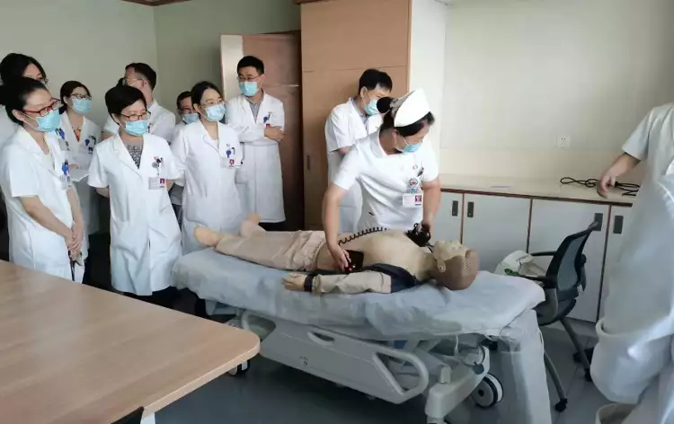 阳光融和消化内科：让护理延伸，让关爱延续彻底原形毕露！五位“国家一级演员”被除名，老戏骨也难翻身（内科护理）阳光融合医院胃肠外科，