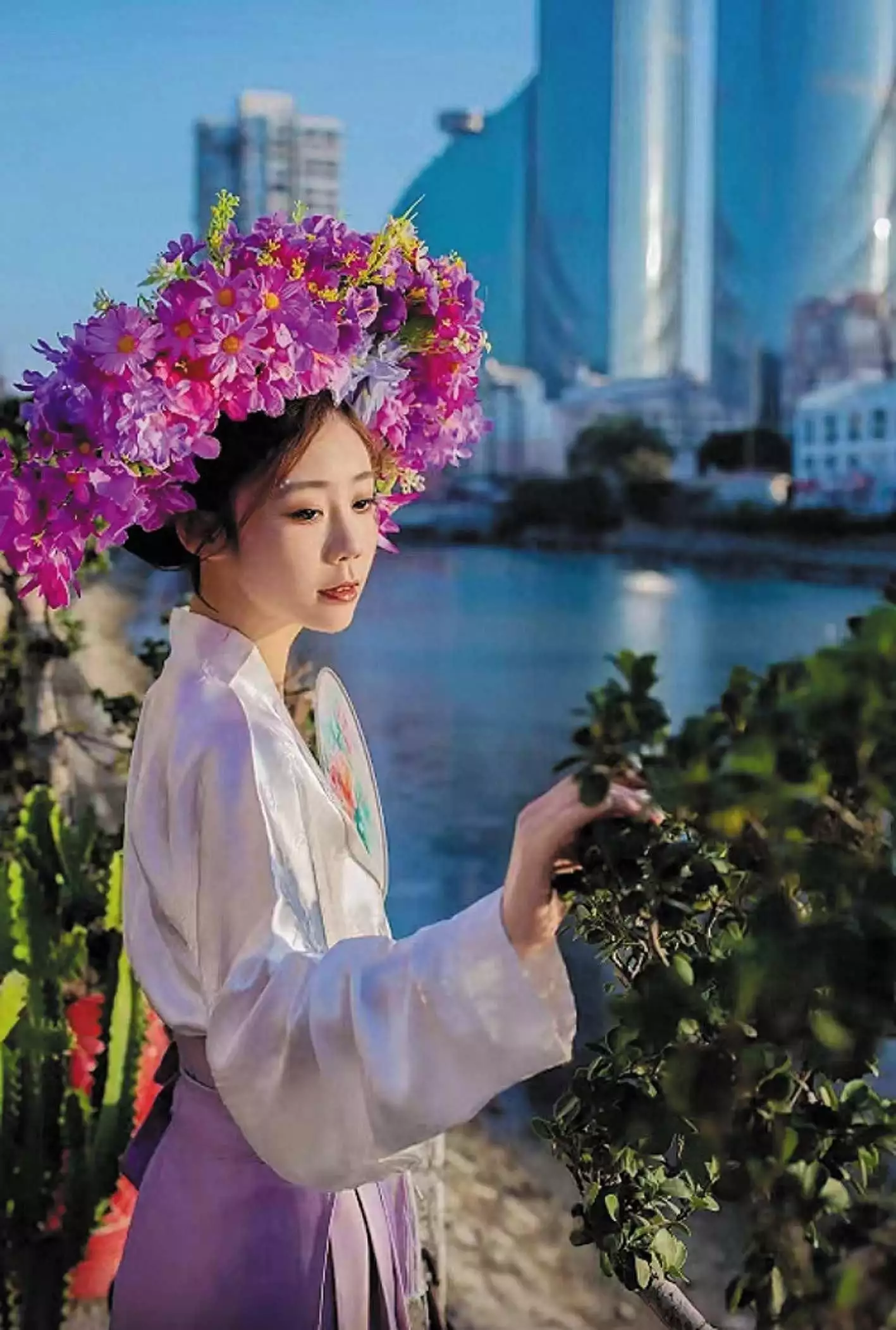 春节假期民族风旅拍火了，厦门有旅拍馆一天拍摄近80组簪花写真《九重紫》29集：窦昭怀孕，纪咏与窦昭决裂，还设埋伏要灭口宋墨-第1张图片-旅游攻略网