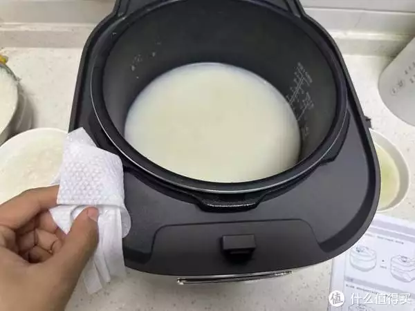电饭煲和电饭锅哪个更实用?（电饭煲和电饭锅哪个更好）