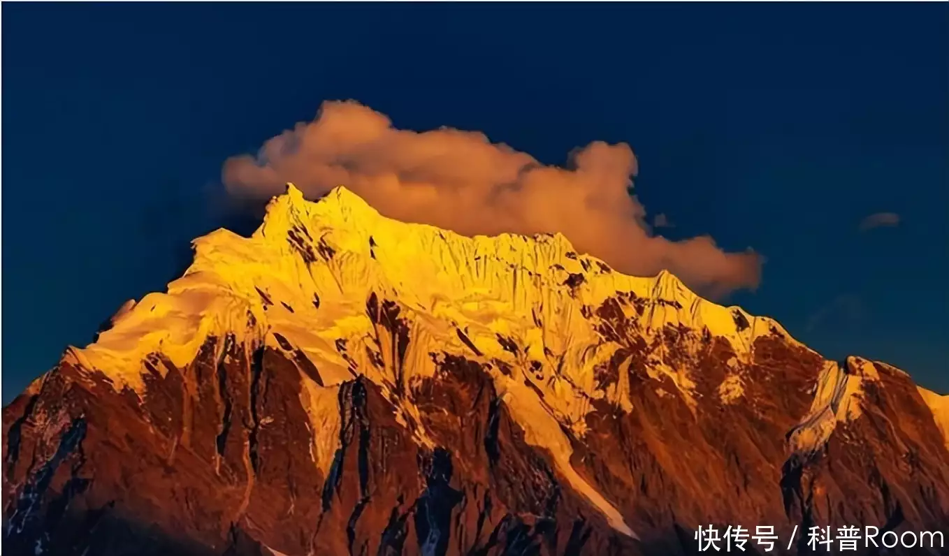 梅里雪山事件，一次被诅咒的登山行动，死者深埋雪山多年才被发现