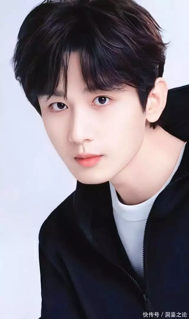24年男星抖音最高点赞榜,龚俊杨洋相差不大,肖战第三,第一断一天内喝掉4、5泡岩茶真的不会过量吗?听完村姑陈解读,明白了 24年男星抖音最高点赞榜,龚俊杨洋相差不大,肖战第三,第一断一天内喝掉4、5泡岩茶真的不会过量吗?听完村姑陈解读,明白了