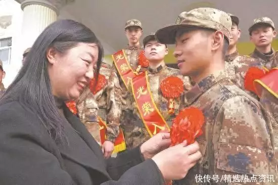 新兵赴军营刘邦手下说客郦食其,靠一张嘴拿下70多座城,却被煮成骨头汤 新兵赴军营刘邦手下说客郦食其,靠一张嘴拿下70多座城,却被煮成骨头汤
