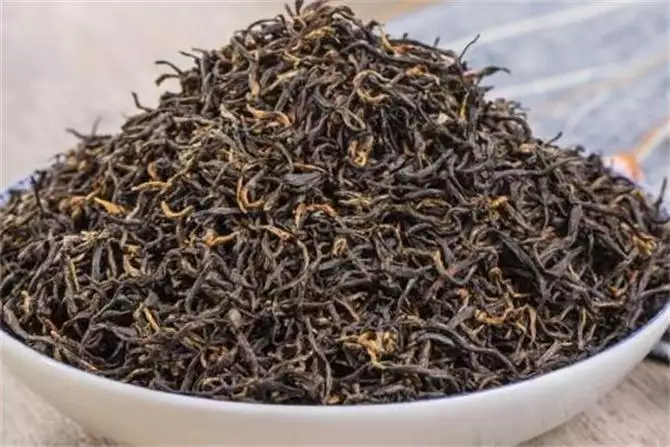 中国这么多种红茶，到底哪一种才最好喝？谁才是红茶界的老大哥？杨振宁的长寿秘诀：运动、饮水都靠边站，这5点值得我们学习