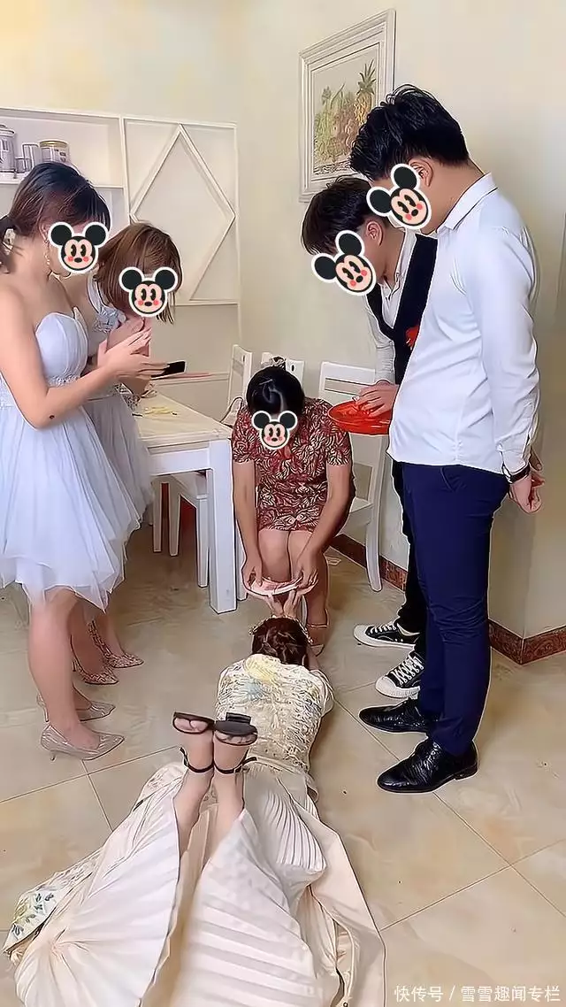 干货满满（新娘给婆婆敬茶要跪吗图片）新娘给婆婆敬茶说什么，新娘趴在地上给婆婆敬茶，婆婆笑得合不拢嘴，给了她一万元红包穿浴巾、内衣外露，聂小雨拜师小杨哥，为博流量已经不择手段？，来日方长是什么生肖，