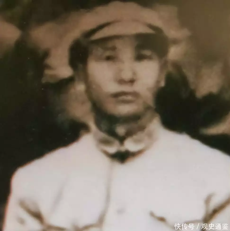 TNUMBERDLX被枪毙后,他三个儿子找到田喜荣李克才:请帮我的父亲正名22年前,体格2米42的张俊才娶了1米65的妻子,如今怎么样了(图5) TNUMBERDLX被枪毙后,他三个儿子找到田喜荣李克才:请帮我的父亲正名22年前,体格2米42的张俊才娶了1米65的妻子,如今怎么样了(图5)