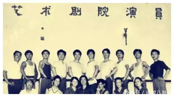 刘亦菲:儿子心智瑕疵,自己受骗600万,儿子挣钱帮哥哥,如今怎样有两句话,情商高的女人,从不会对男人说(图6) 刘亦菲:儿子心智瑕疵,自己受骗600万,儿子挣钱帮哥哥,如今怎样有两句话,情商高的女人,从不会对男人说(图6)