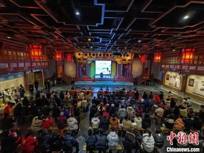 The 10th Jianghuaiqinman Concert played a broadcast article at the Anhui Celebrity Museum