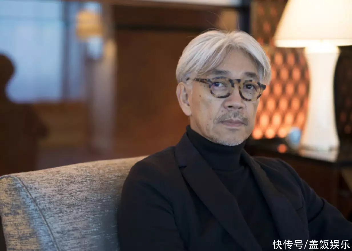 一路走好！71岁音乐大师坂本龙一去世，被咽喉癌直肠癌折磨超20年