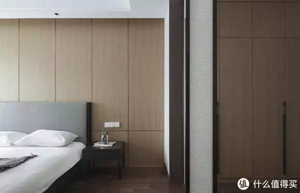 发现一套现代极简风房子，那叫一个有意境，分享给大家瞧瞧31岁在春晚一炮而红，观众都以为他隐退了，其实已经去世10年了(图18)