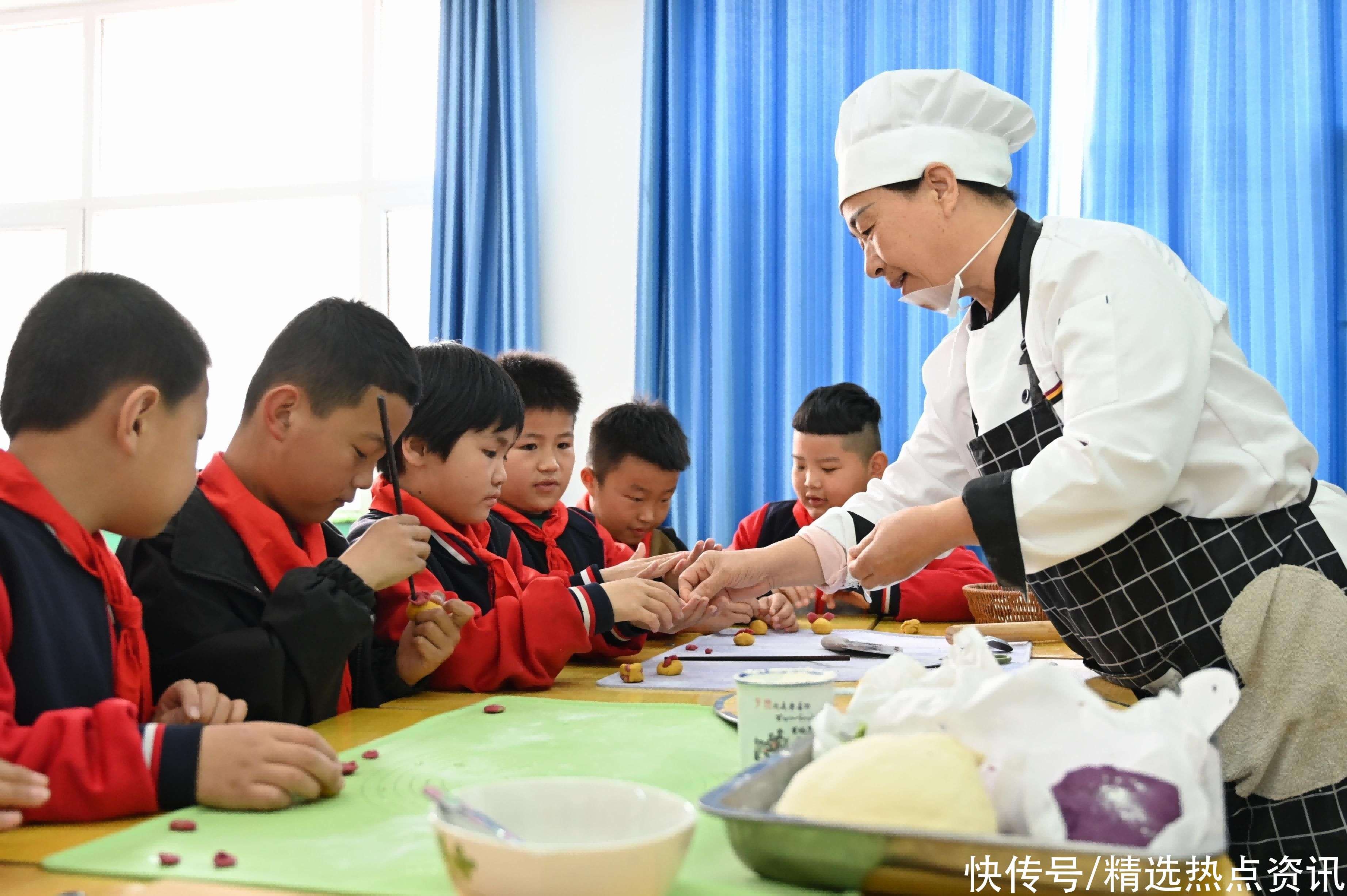 智能转型：教学设备如何引领未来教育
