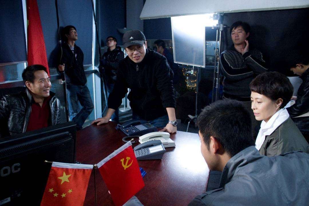 知名导演狄杰谈谍战剧创作中的影像、剪辑拍摄、高科技元素等方面的创新和探索_【快资讯】