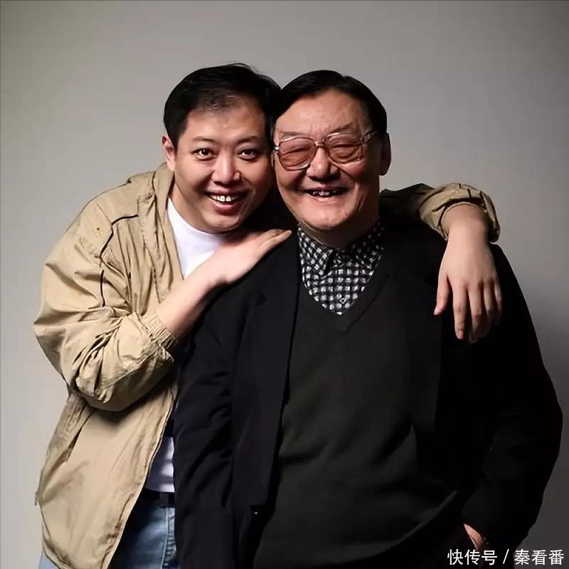父亲是大导演,儿子是演员,女儿是编剧,一家人编导演全套阵容他是著名歌唱家,63岁抛弃结发妻子,65岁再婚娶小20岁学生引争议 父亲是大导演,儿子是演员,女儿是编剧,一家人编导演全套阵容他是著名歌唱家,63岁抛弃结发妻子,65岁再婚娶小20岁学生引争议