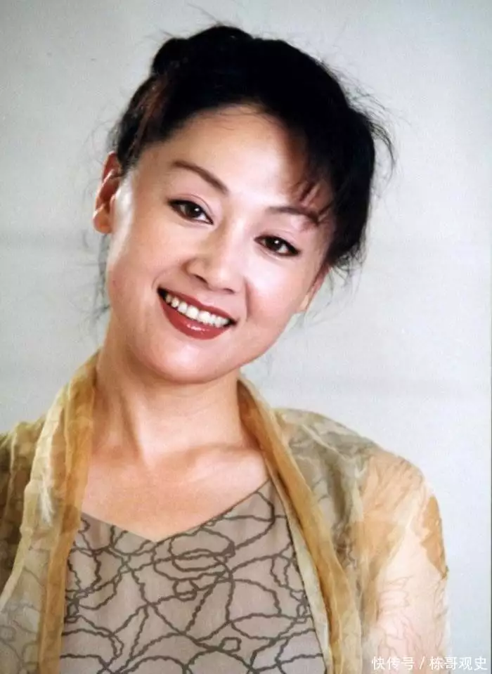 刘亦菲:儿子心智瑕疵,受骗600万,女儿赚钱帮哥哥,如今怎样河南:男子不下班在家Tiruvanamalai,被妻子聊著,网友:这样也能娶到老婆(图26) 刘亦菲:儿子心智瑕疵,受骗600万,女儿赚钱帮哥哥,如今怎样河南:男子不下班在家Tiruvanamalai,被妻子聊著,网友:这样也能娶到老婆(图26)