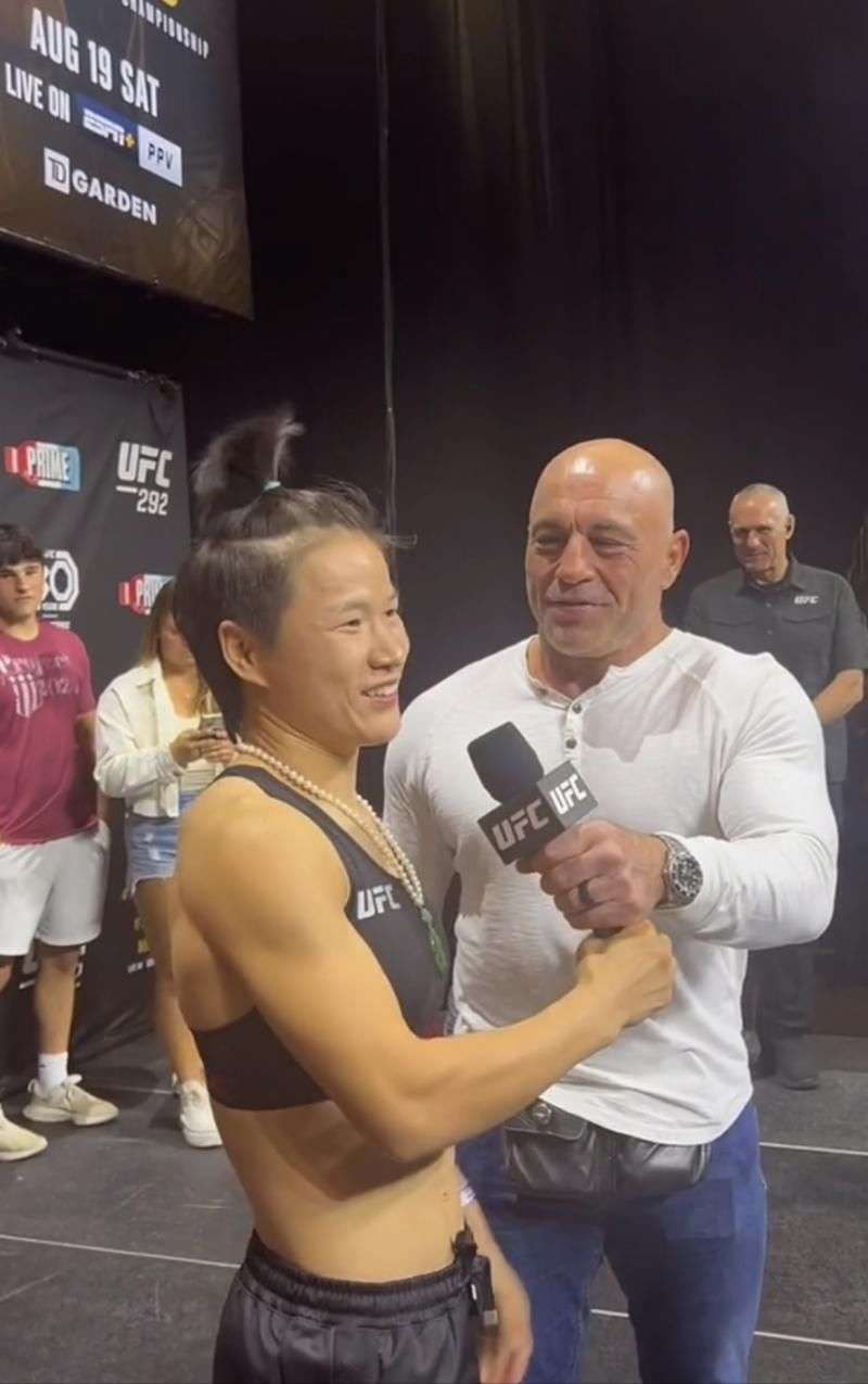 UFC | 卫冕战一触即发 张伟丽计划“像水一样包裹”莱莫斯_【快资讯】
