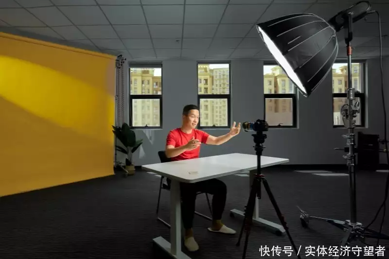 一名50多岁的人急需用钱,如何在两年之内,挣到50万? 一名50多岁的人急需用钱,如何在两年之内,挣到50万?