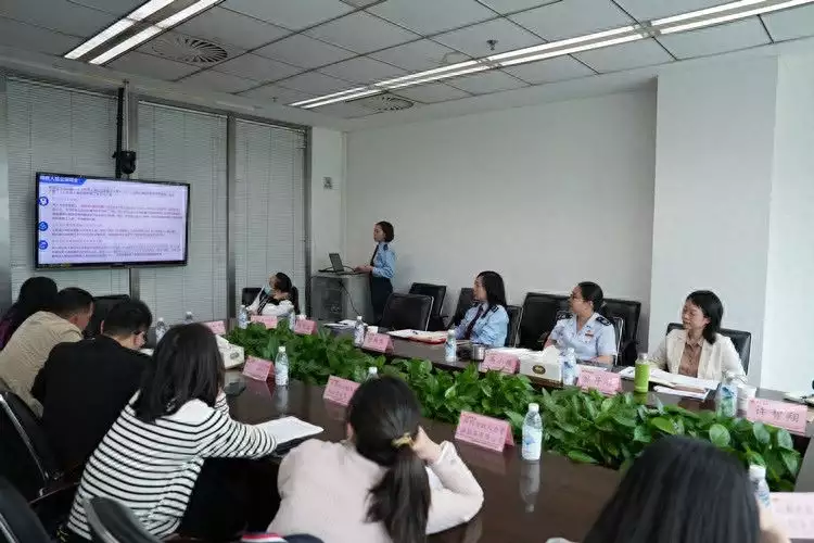 成都税务：税惠有温度 助残惠民生《歌手2024》首发阵容危机揭秘：孙楠补位背后的故事，直播挑战吓退多少歌手？（税收 发展 民生）税收惠民手抄报，