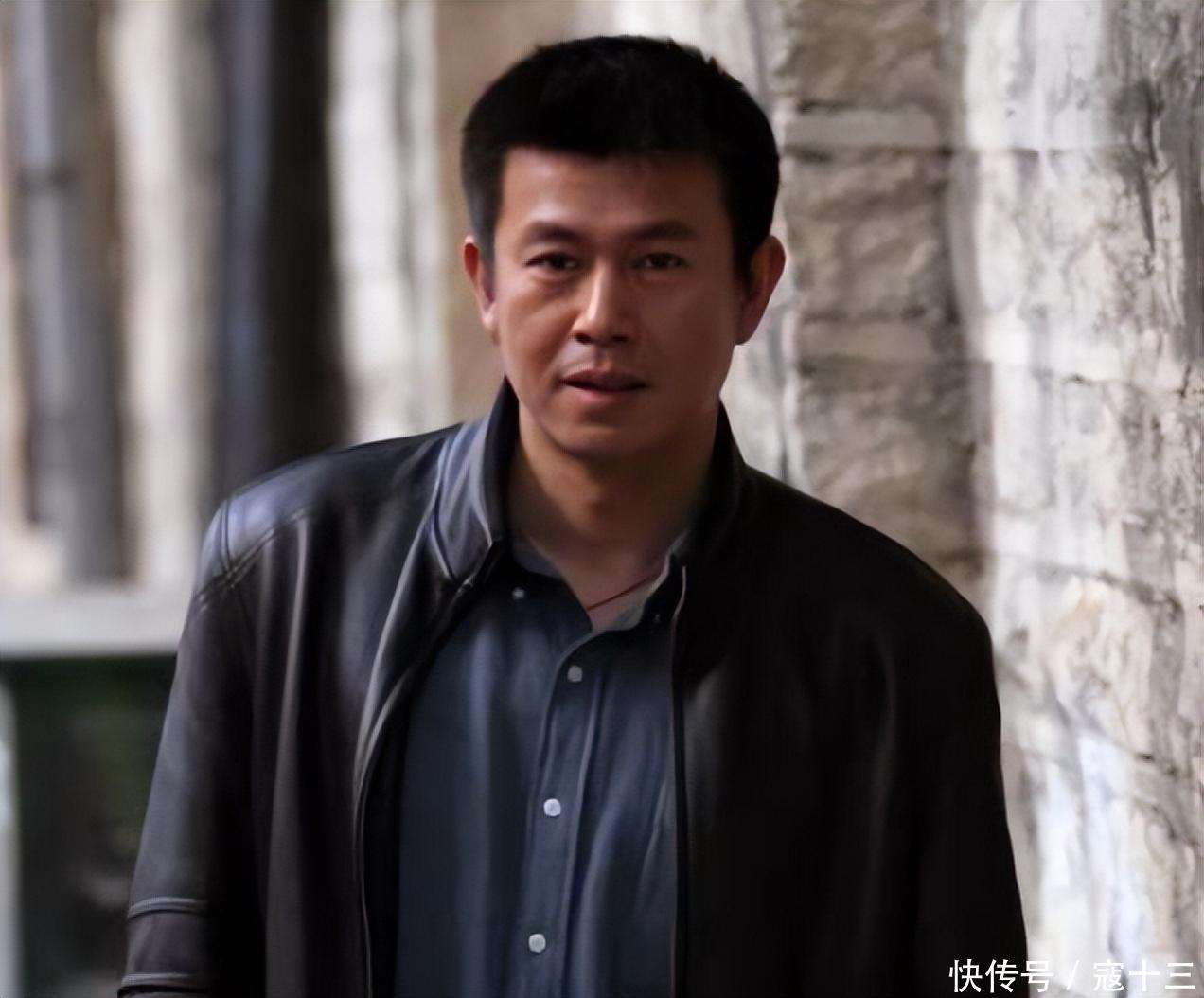 著名演员江柏萱:不顾家人反对娶单亲妈妈为妻恩爱25年,55岁翻红_【快资讯】