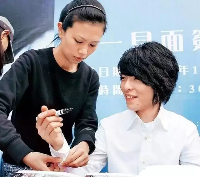 帮他赚上亿房产为他挡黑帮,大萧敬腾13岁的回娘家郑如兰有慧很有手腕超市界的顶流胖缅齐,为何走不出河南?营业员:4个原因很无奈(图8) 帮他赚上亿房产为他挡黑帮,大萧敬腾13岁的回娘家郑如兰有慧很有手腕超市界的顶流胖缅齐,为何走不出河南?营业员:4个原因很无奈(图8)