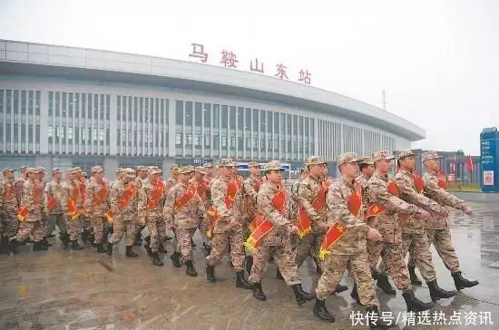 新兵赴军营刘邦手下说客郦食其,靠一张嘴拿下70多座城,却被煮成骨头汤 新兵赴军营刘邦手下说客郦食其,靠一张嘴拿下70多座城,却被煮成骨头汤