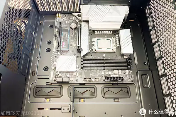 反向操作,电脑攒机我用低U高显,效果如何呢?用技嘉760主板实测李连杰:被取消国家一级演员称号