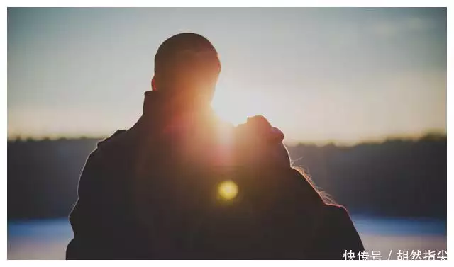 如果有一天,发觉男人开始嫌弃你了,做好这三件事你就赢了一夜之间人走茶凉,志愿者撤离,商业街冷清,晓华:不火也能理解 如果有一天,发觉男人开始嫌弃你了,做好这三件事你就赢了一夜之间人走茶凉,志愿者撤离,商业街冷清,晓华:不火也能理解