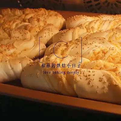 咸蛋黄（咸蛋黄可以做什么美食视频） 第18张