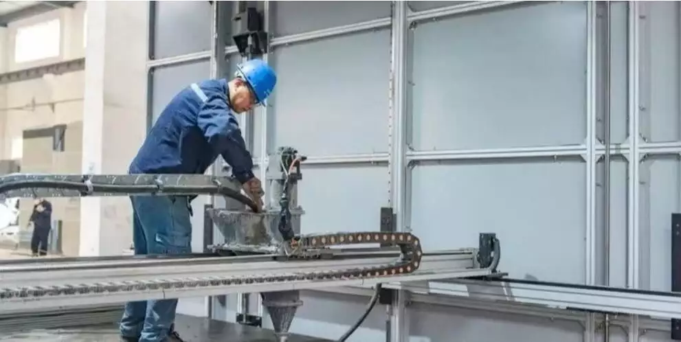 线条优美宛如艺术品 南京首批3D打印车棚亮相街头让男人从骨子里深爱你的方式：4个字