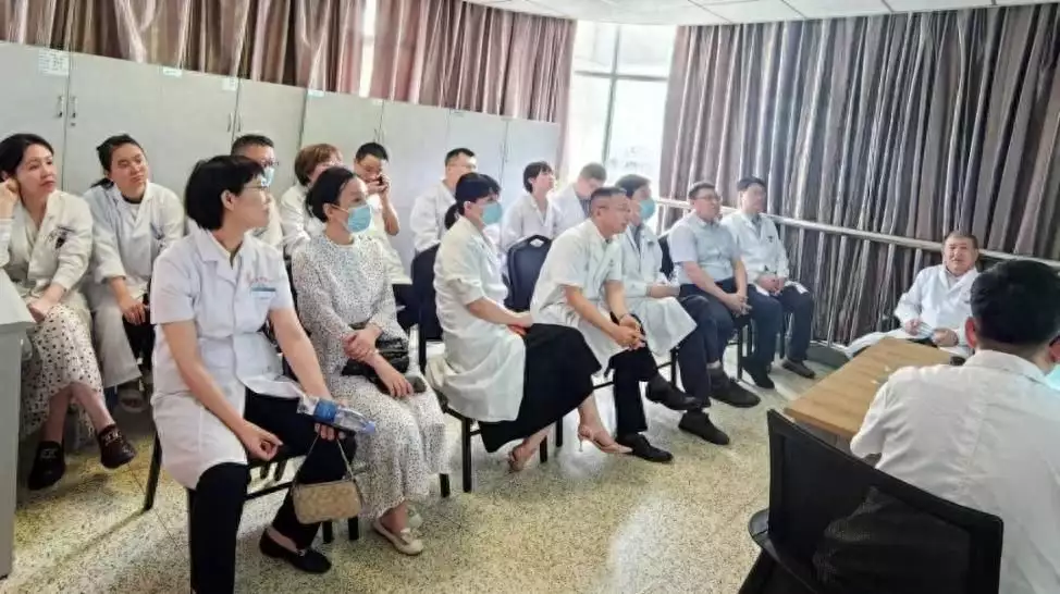推动国家区域医疗中心项目建设  复旦肿瘤医院专家在闽指导学科发展和人才建设工作史上最“尬”穿帮镜头：张蓝心的腿我忍了，孙尚香穿时尚刘备知道吗？（内科疑难病例）复旦大附属肿瘤医院，