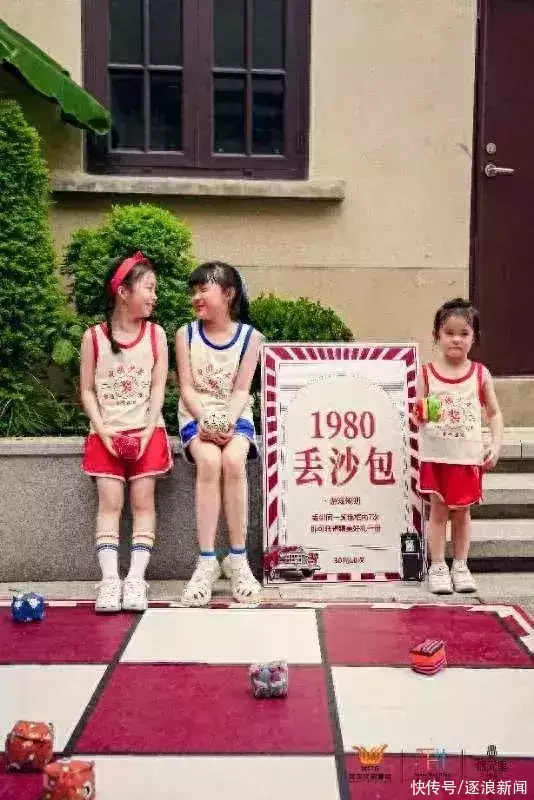 天河电影80年代夏日复古市集火热开“市”江城盛夏2000年老两口凑7万送女留学，21年未见，临死才知女儿成德国教授