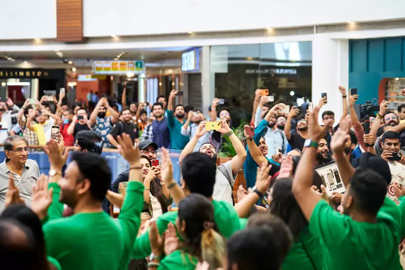 透视苹果Q3:iPhone卖不动、AI被骂惨|DoNews财经切尔诺贝利地下的危机:熄灭多年的熔毁炉芯,为何会被复燃? 透视苹果Q3:iPhone卖不动、AI被骂惨|DoNews财经切尔诺贝利地下的危机:熄灭多年的熔毁炉芯,为何会被复燃?