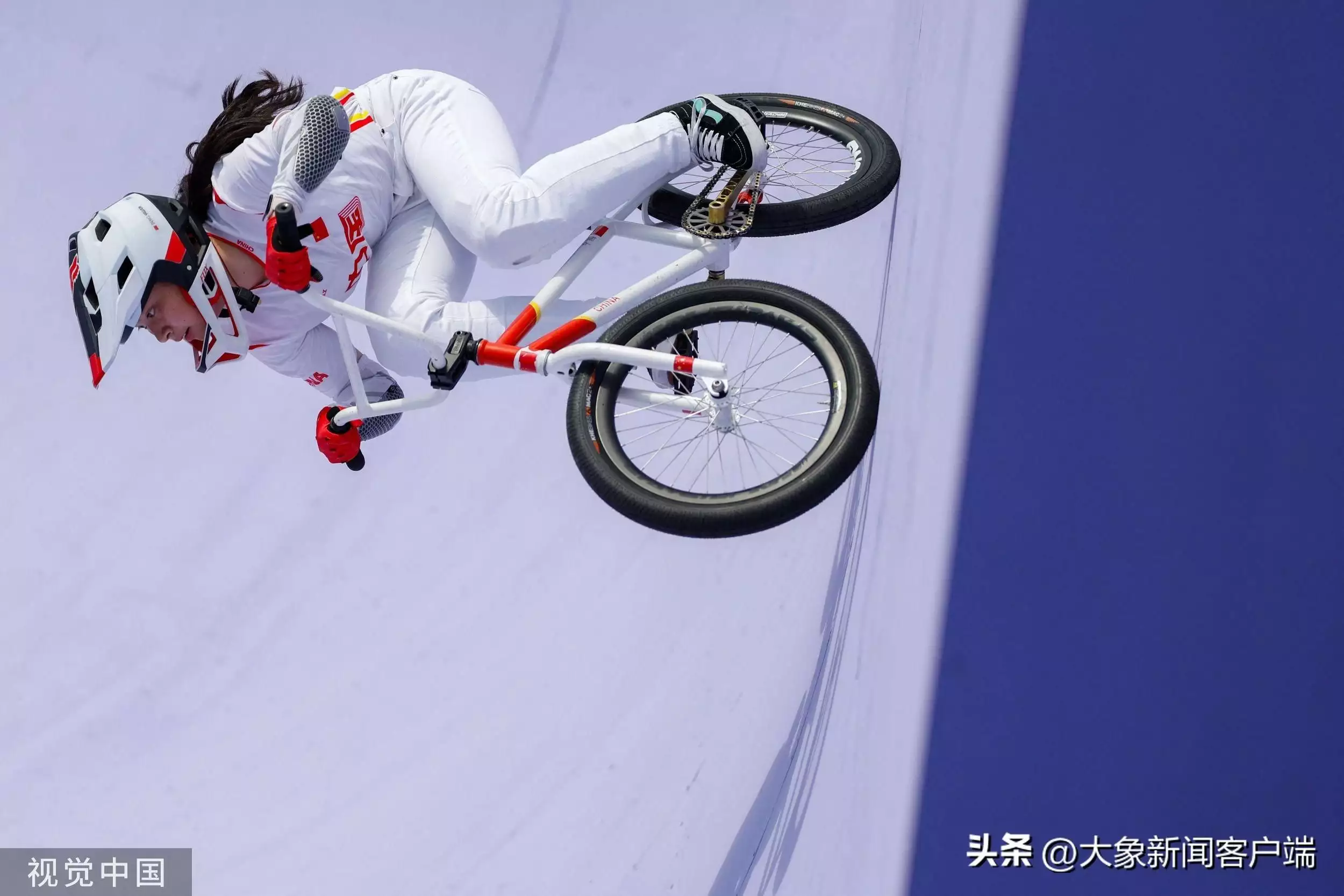 中欧体育：图集 ｜ 巴黎奥运会自由式小轮车女子项目：邓雅文夺金播报文章 中欧博彩资讯 第41张