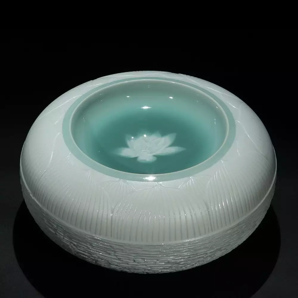 瓷画大师孙新兵:花前花后的艺术探索此人发明了一件武器,但未得到重用,是中国一大损失 瓷画大师孙新兵:花前花后的艺术探索此人发明了一件武器,但未得到重用,是中国一大损失