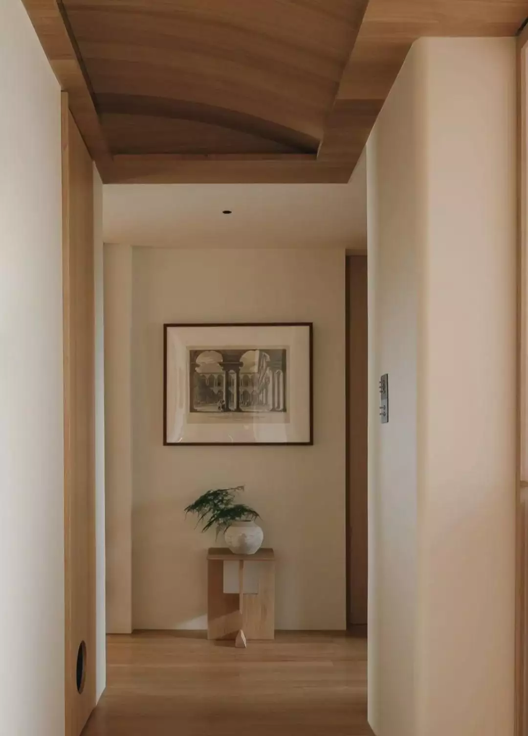 140平自然原木质感温馨四室,秉承克制与至简理念!中式“校园战袍”走红,00后老师穿上原地变老30岁,超级加辈