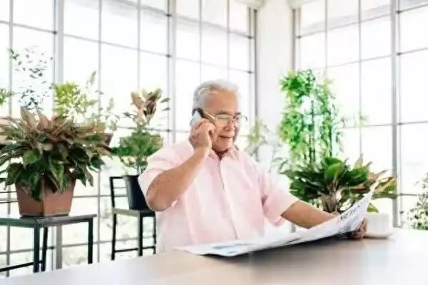 年逾花甲，长寿秘诀非仅锻炼养生，5大法则务必牢记！女排1人成功代替朱婷，抵达巴黎后，蔡斌安排她走在最前面