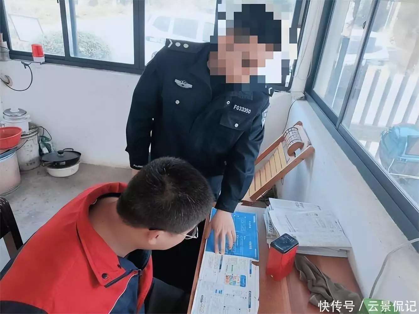 8旬老太退休金3000，银行流水却过上亿元，骗局真相颠覆认知