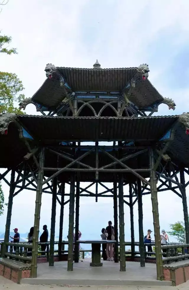 【侠客岛在前方】在里约感知中国,不止那座“中国亭” 【侠客岛在前方】在里约感知中国,不止那座“中国亭”