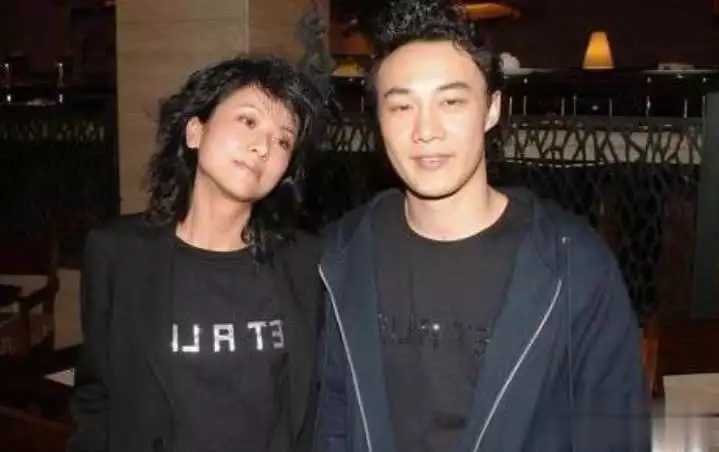 网友偶遇陈奕迅,夫妻俩穿情侣装逛街,两人状态很不错!米底帝国的军事装备技术,跟其他国家相比有哪些突出优势? 网友偶遇陈奕迅,夫妻俩穿情侣装逛街,两人状态很不错!米底帝国的军事装备技术,跟其他国家相比有哪些突出优势?
