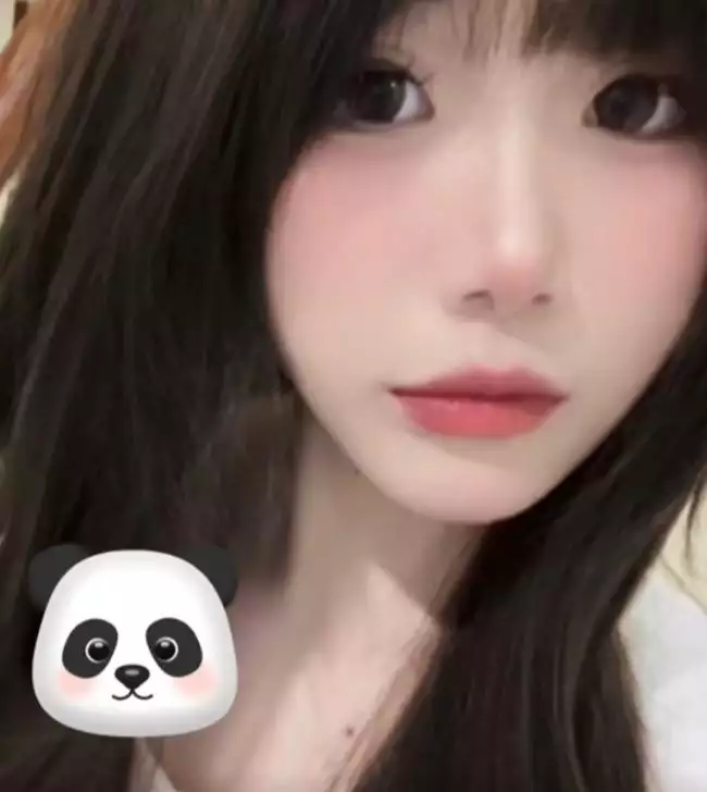 20岁美女网红“小蛋挞”去世,好友曝光死因,生前聊天竟一语成谶治愈的奶油风 20岁美女网红“小蛋挞”去世,好友曝光死因,生前聊天竟一语成谶治愈的奶油风