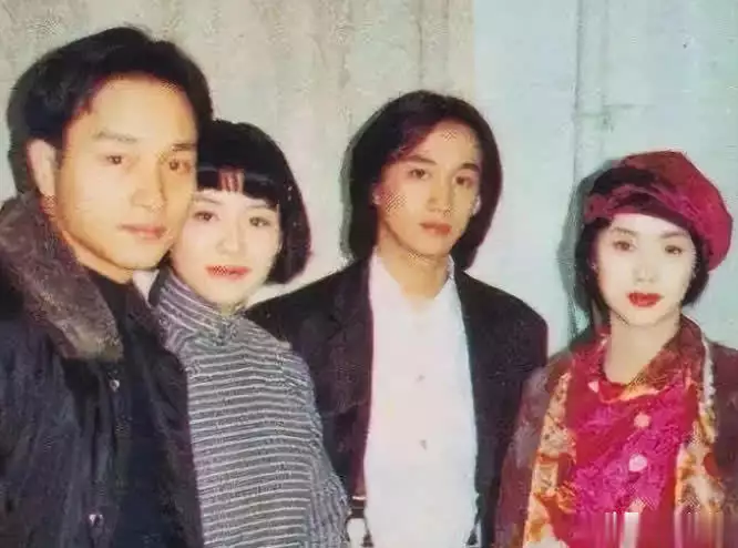 黄磊回应无戏可拍:2年没拍戏,3年没当男主,综艺演戏都停了当命运被背景决定:《宋文帝与袁齐妫的故事》 黄磊回应无戏可拍:2年没拍戏,3年没当男主,综艺演戏都停了当命运被背景决定:《宋文帝与袁齐妫的故事》